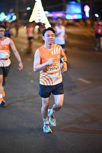 BIB: 500, 20747
                            <button type="button" onclick="openModal(23184459)" class="btn btn-primary btn-sm float-right btn-popup" data-toggle="modal" data-target=".modal-high-quality">
                        <i class="fas fa-shopping-cart"></i> Add to Cart
                    </button>
                                            <button type="button" onclick="isThisMe(23184459, true)" class="btn btn-success btn-sm float-right btn-popup btn-isme hidden" data-toggle="tooltip" data-placement="bottom" title="นี่คือรูปของคุณใช่ไหม คลิกที่นี่เพื่อเอาเข้าอัลบั้ม">
                        <i class="fas fa-plus"></i> Add to album
                    </button>
                    <button type="button" onclick="isThisMe(23184459, false)" class="btn btn-warning btn-sm float-right btn-popup btn-isnotme hidden">
                        <i class="fas fa-ban"></i> Remove from album
                    </button>